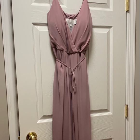 Size 4 - Picture 3 of 3